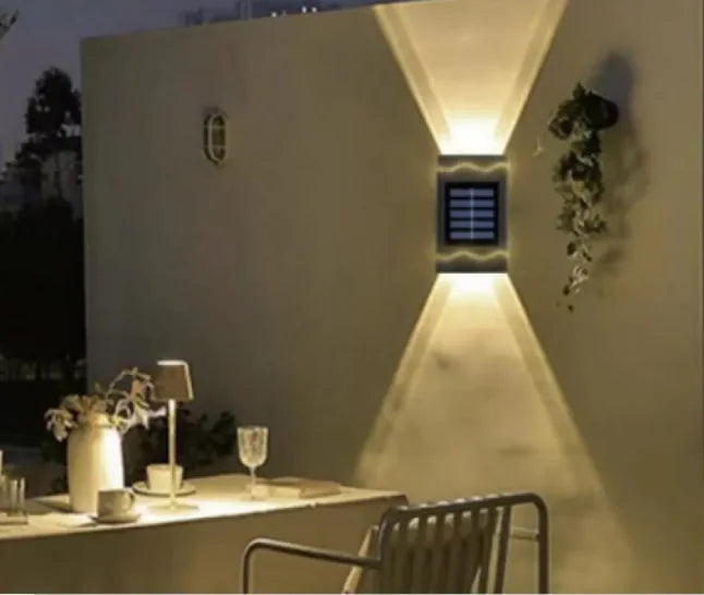 Stylische solarbetriebenen LED-Wandleuchte