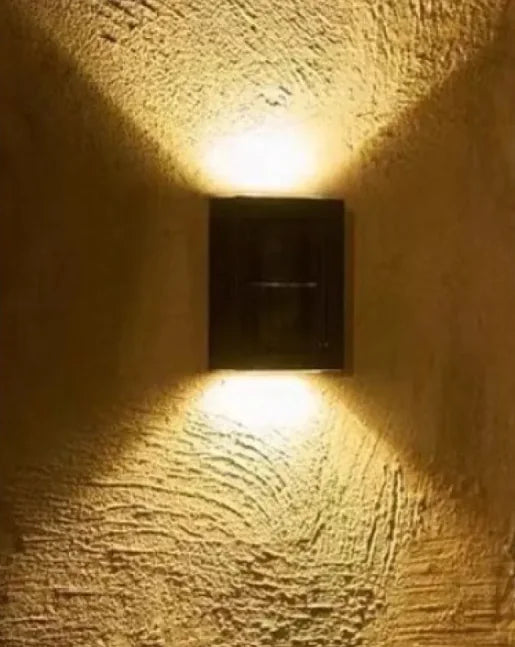 Stylische solarbetriebenen LED-Wandleuchte