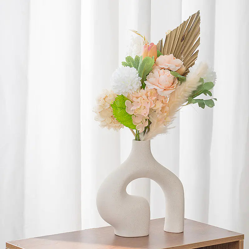 Nordische Keramikvase – Minimalistisch. Elegant. Zeitlos