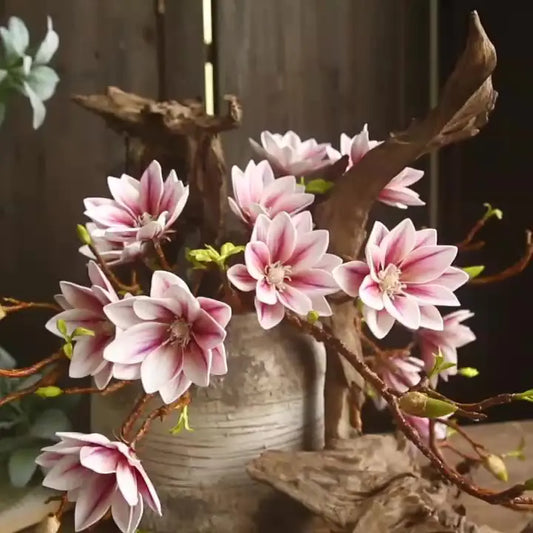 Exquisite dreiköpfige Magnolien-Kunstblumen - in vier Farben erhältlich