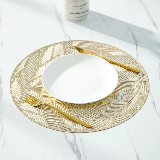 Goldene Eleganz für Ihre Tafel